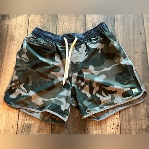 Men’s Vuori Banks Short 5” - Grey Camo